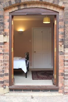 Holly Lodge,,2 star