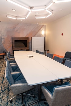 hilton garden inn mattoon il