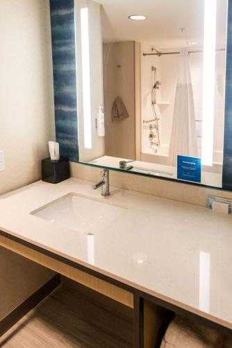 hilton garden inn mattoon il