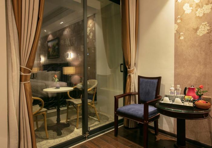 golden legend boutique hotel