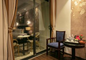 golden legend boutique hotel