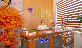 yen vy hotel and apartment
