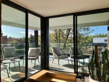 hotelya lille villeneuve dascq