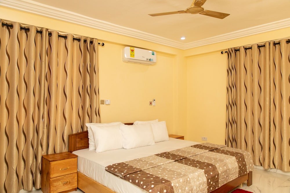 executive one bedroom furnished apartment in accra