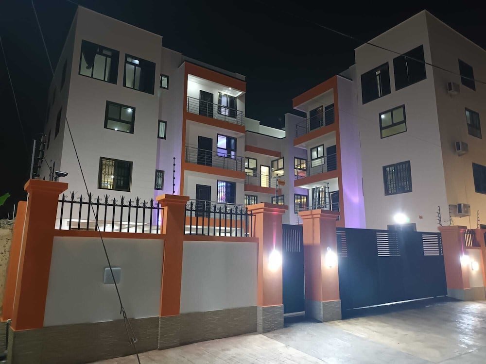 executive one bedroom furnished apartment in accra
