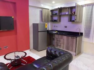 executive one bedroom furnished apartment in accra