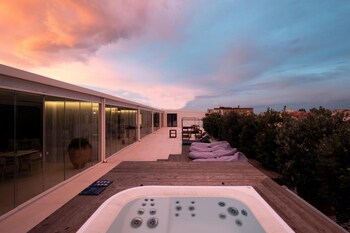 alkamuri posh hotel spa 107 junior suite with jacuzzi