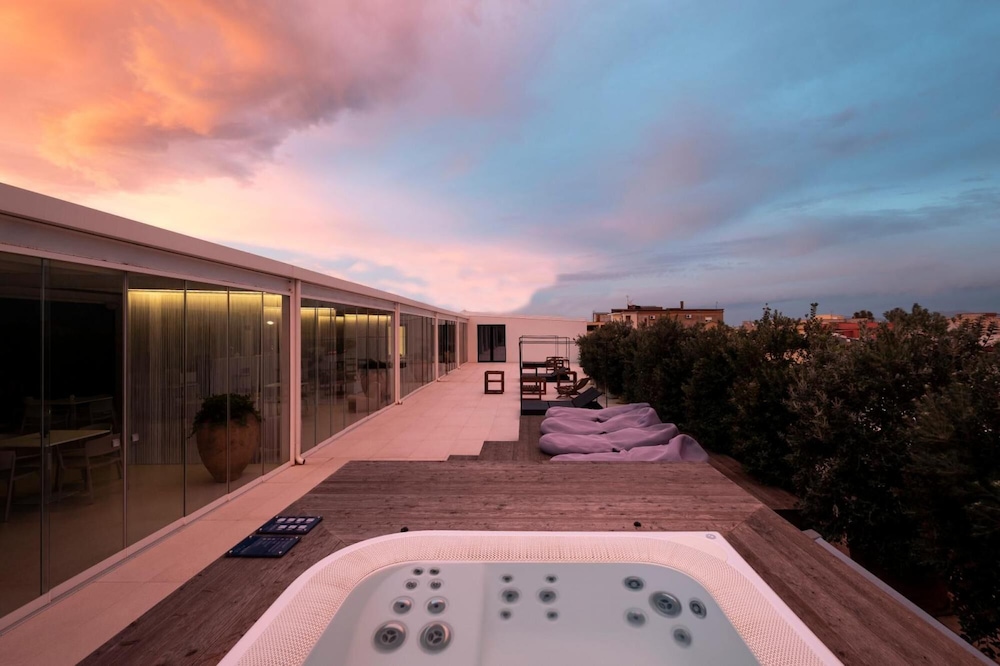 alkamuri posh hotel spa 107 junior suite with jacuzzi