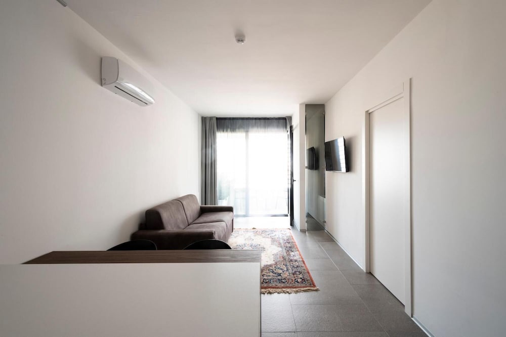 alkamuri posh hotel spa 107 junior suite with jacuzzi