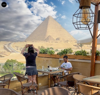 Cairo Pyramids View,,0 star