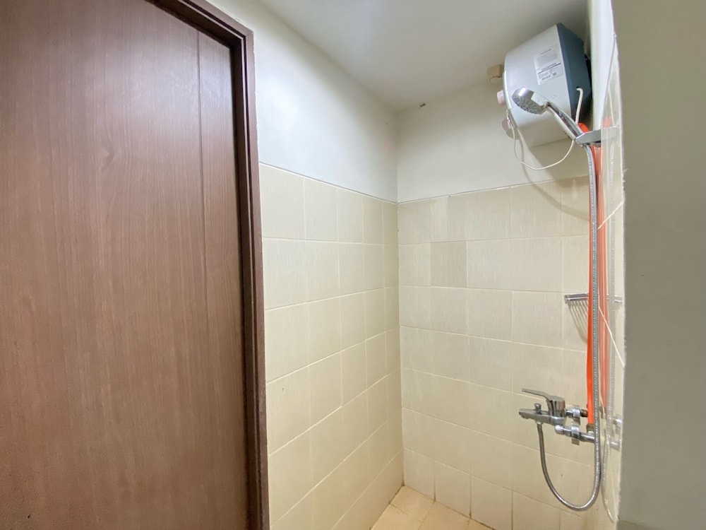 best price studio apartment at easton park residence jatinangor