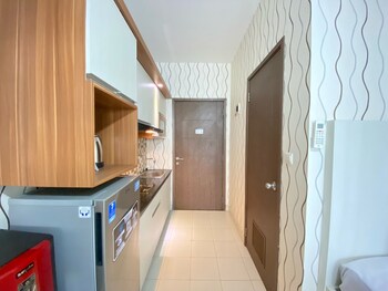 best price studio apartment at easton park residence jatinangor
