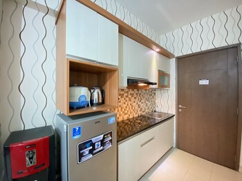 best price studio apartment at easton park residence jatinangor