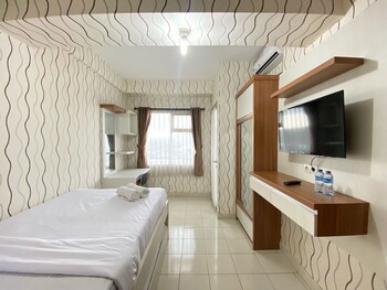 best price studio apartment at easton park residence jatinangor