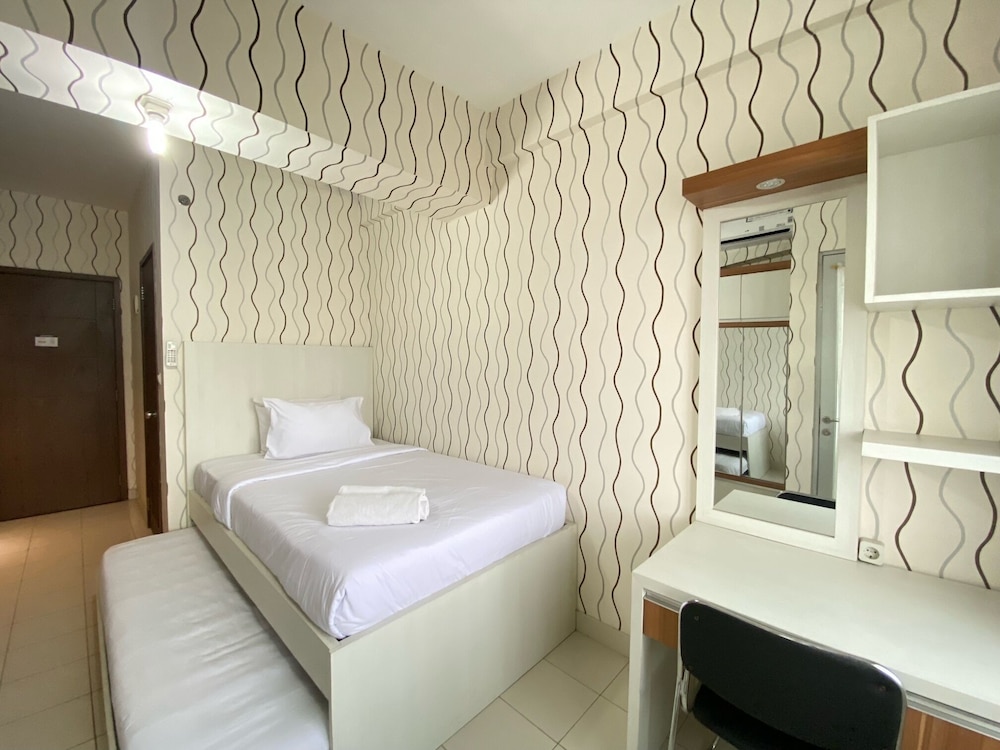 best price studio apartment at easton park residence jatinangor