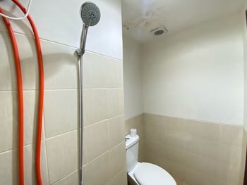 best price studio apartment at easton park residence jatinangor