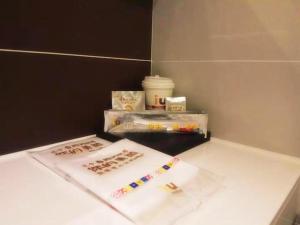 Iu Hotel Guiyang Future Ark Baoli New City,,3 star