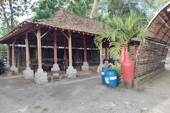 camping ground gunung mijil hils