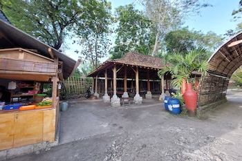 camping ground gunung mijil hils