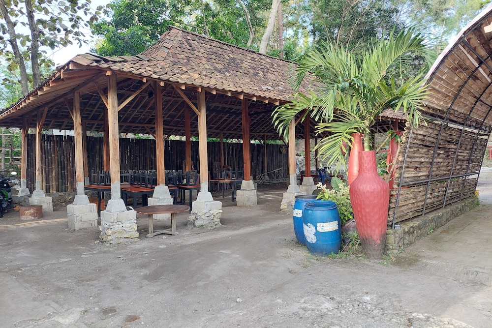 camping ground gunung mijil hils