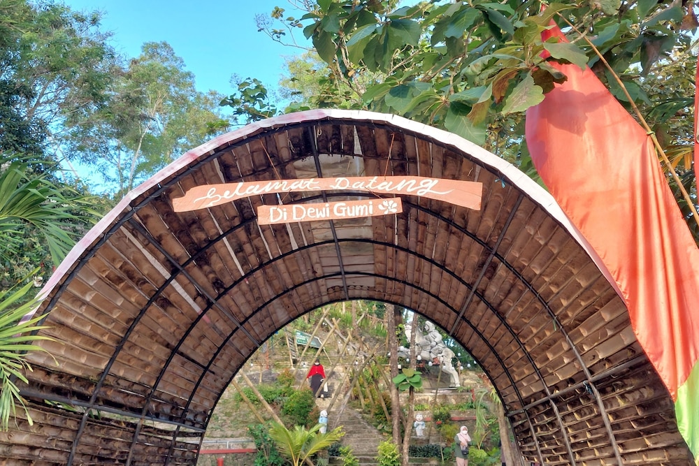 camping ground gunung mijil hils