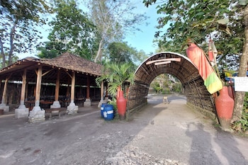 camping ground gunung mijil hils