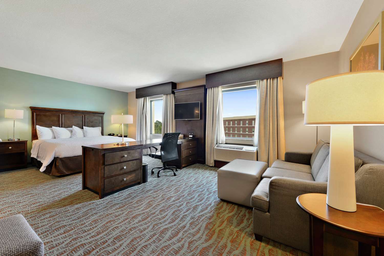 hampton inn and suites gulfport i 10
