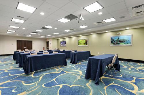 hampton inn and suites gulfport i 10