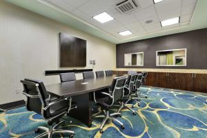 hampton inn and suites gulfport i 10