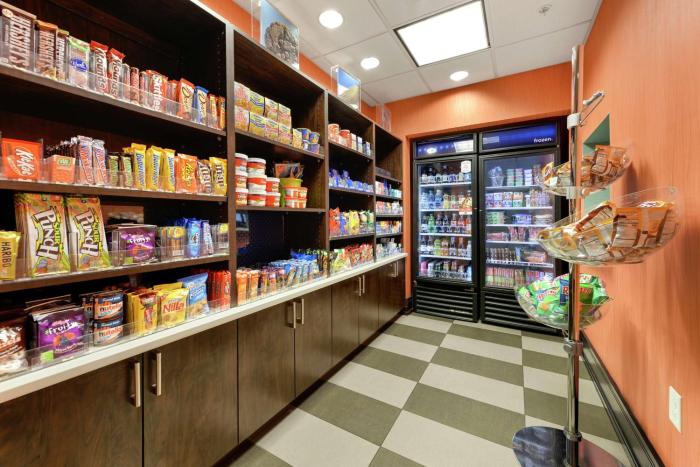 hampton inn and suites gulfport i 10