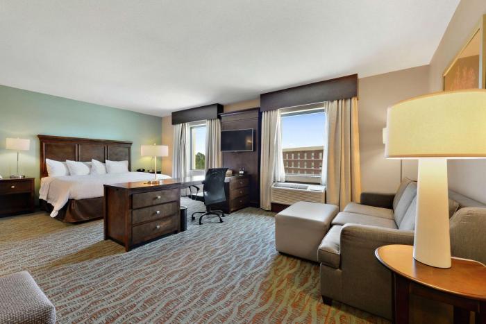 hampton inn and suites gulfport i 10