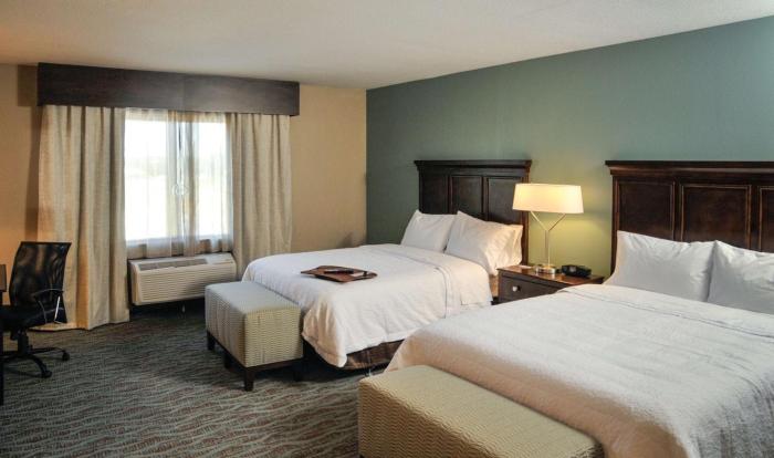 hampton inn and suites gulfport i 10