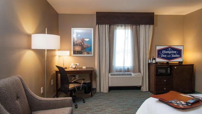 hampton inn and suites gulfport i 10