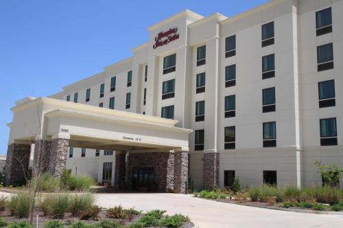 hampton inn and suites gulfport i 10