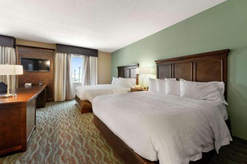 hampton inn and suites gulfport i 10