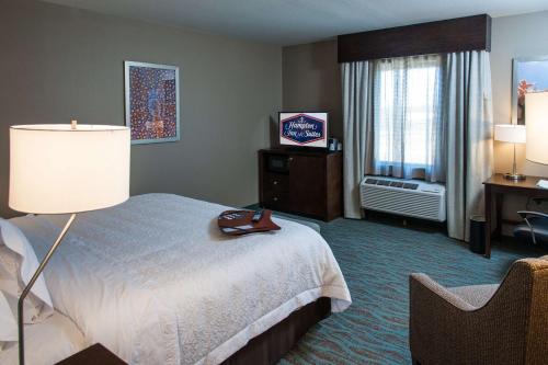 hampton inn and suites gulfport i 10