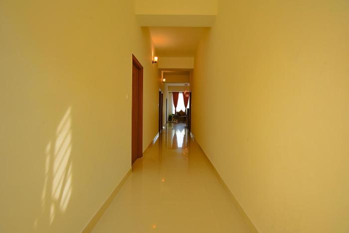 fabhotel gr lake view