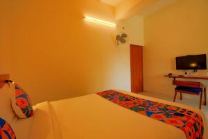 fabhotel gr lake view
