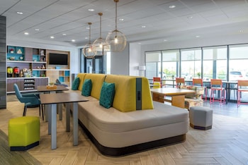 Home2 Suites By Hilton Fredericksburg South,,3 star