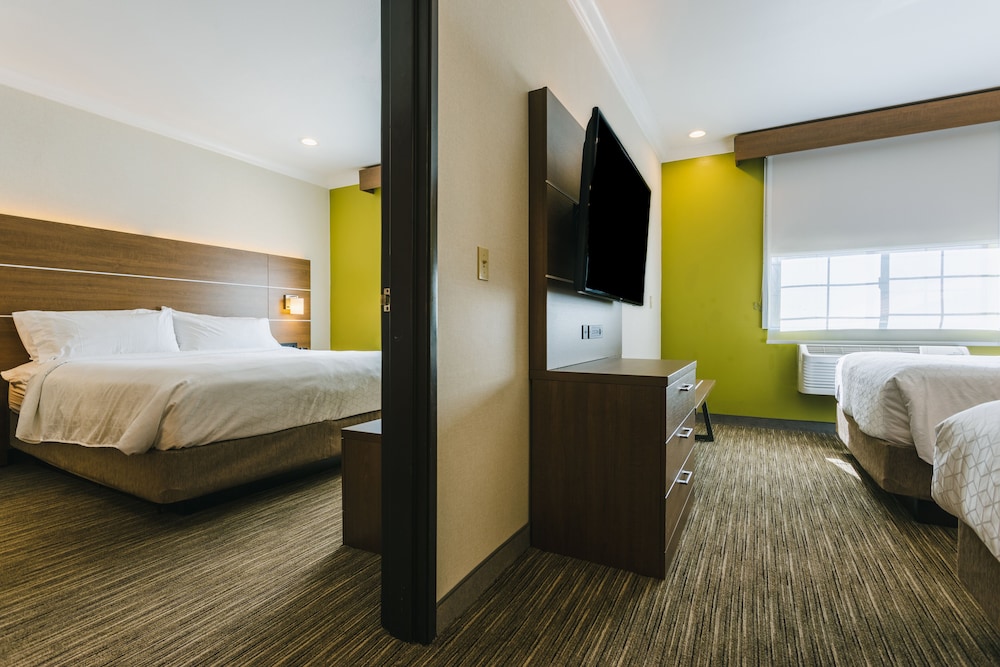 holiday inn express and suites davis university area
