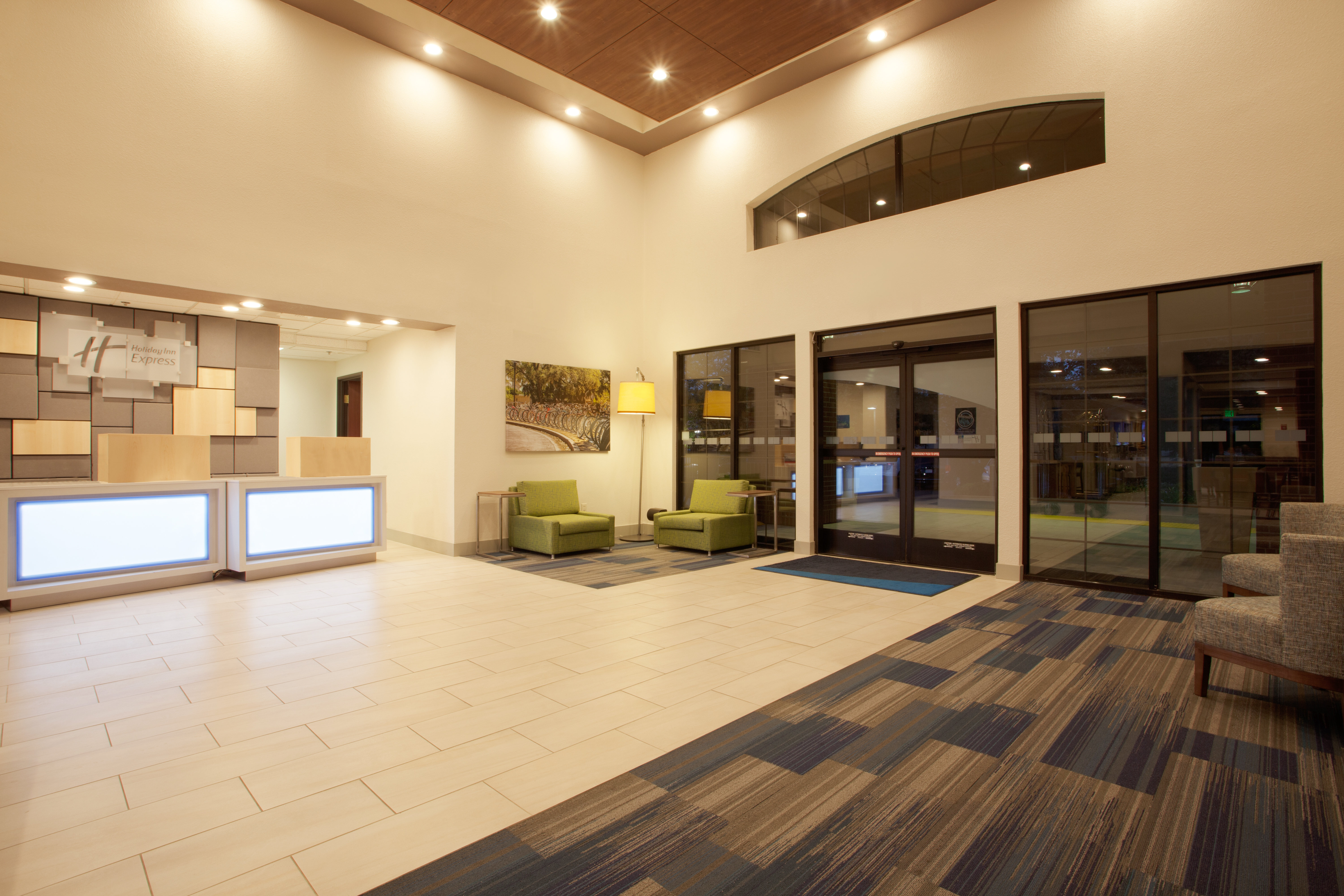 holiday inn express and suites davis university area