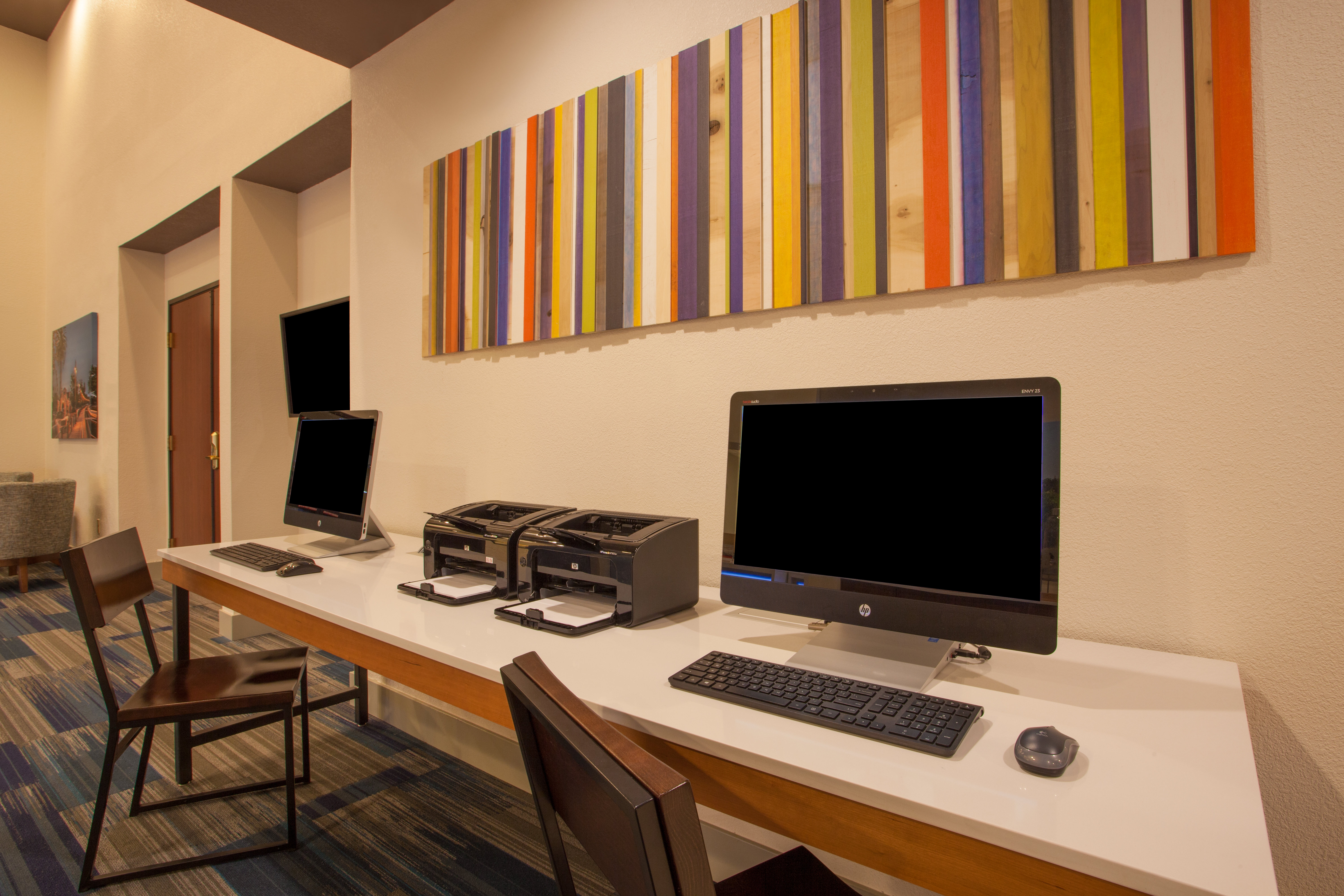 holiday inn express and suites davis university area