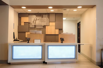 Holiday Inn Express & Suites Davis - University Area,,3 star