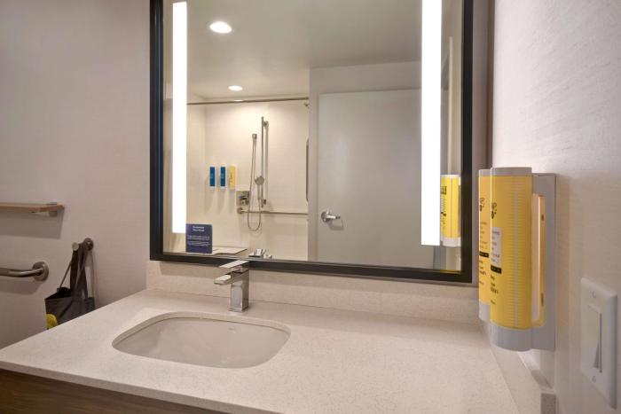 tru by hilton concord