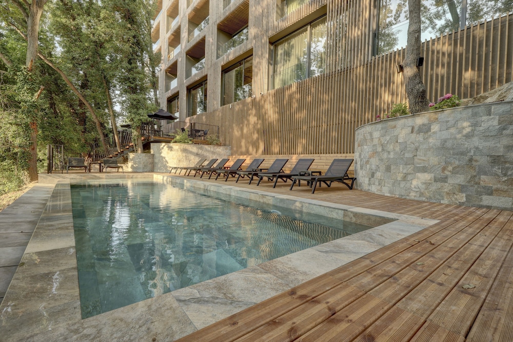 umani hotel and beach