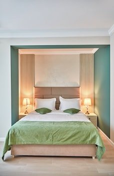 Hotel  Excelsior,,4 star