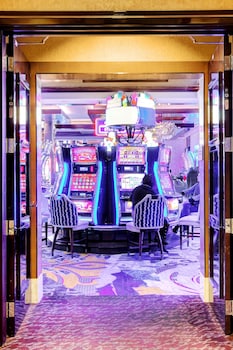 stripviewsuites at jockey club