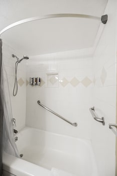 stripviewsuites at jockey club