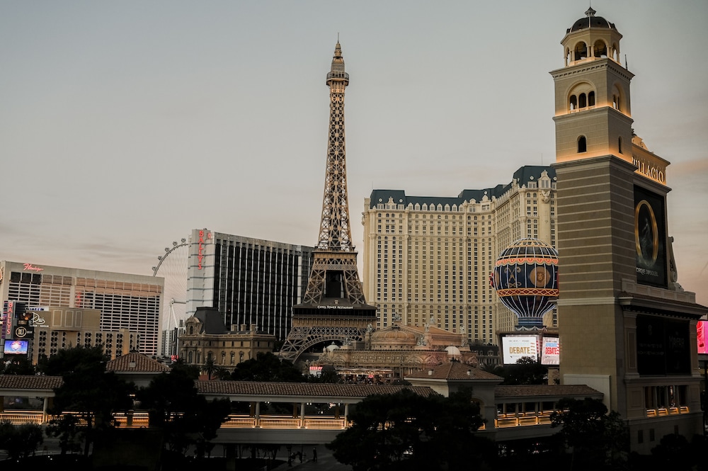 stripviewsuites at jockey club