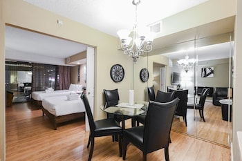 stripviewsuites at jockey club